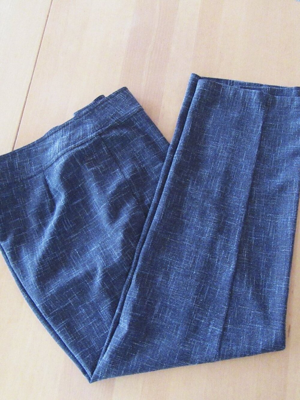 Chico's brown textured business casual slacks - size 3 = 16